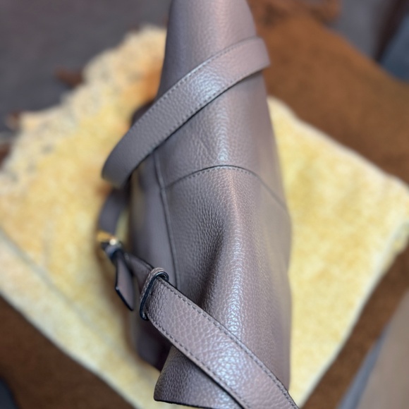 BCBG Natural Brown/Gray Purse - Medium - Picture 4 of 16